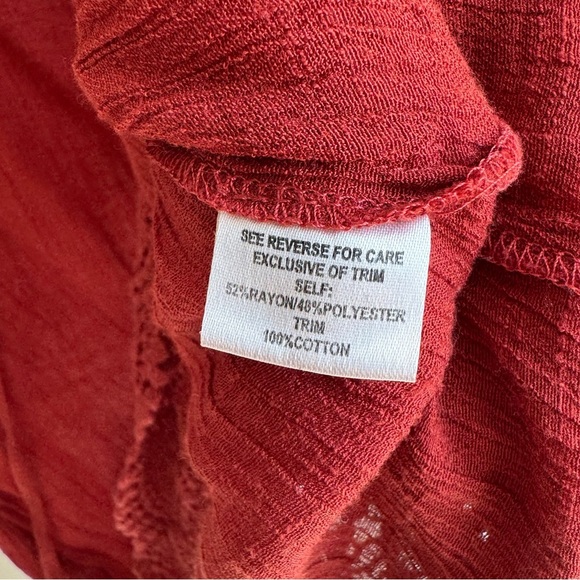 Bobeau Red Blouse with Lace Hem - Picture 8 of 8